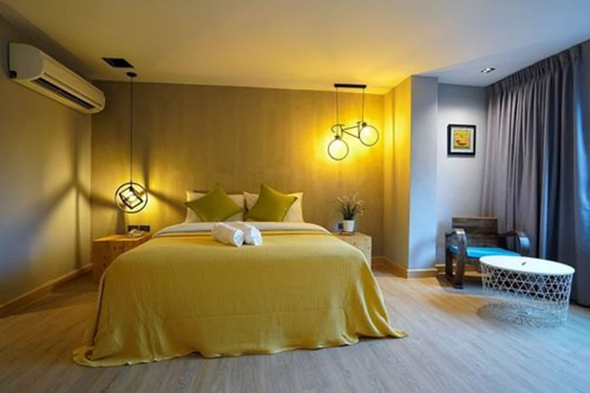 Hap@Sathorn Hotell Bangkok Eksteriør bilde